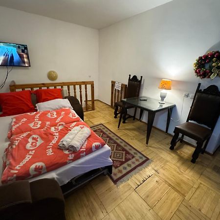 شقة Lika'S Hause تبليسي المظهر الخارجي الصورة